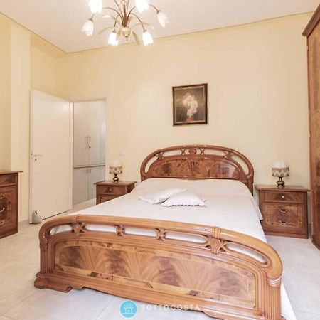 Helm Flat - Porto Cesareo Apartment Bagian luar foto