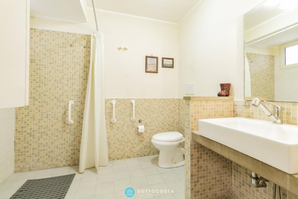 Helm Flat - Porto Cesareo Apartment Bagian luar foto